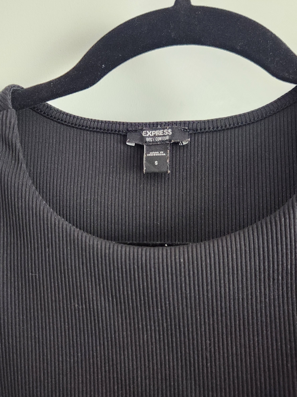 Black Ribbed Bodysuit - Picture 3 of 4